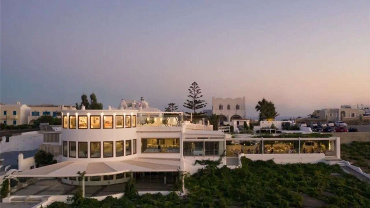 Pyrgos Restaurant 3